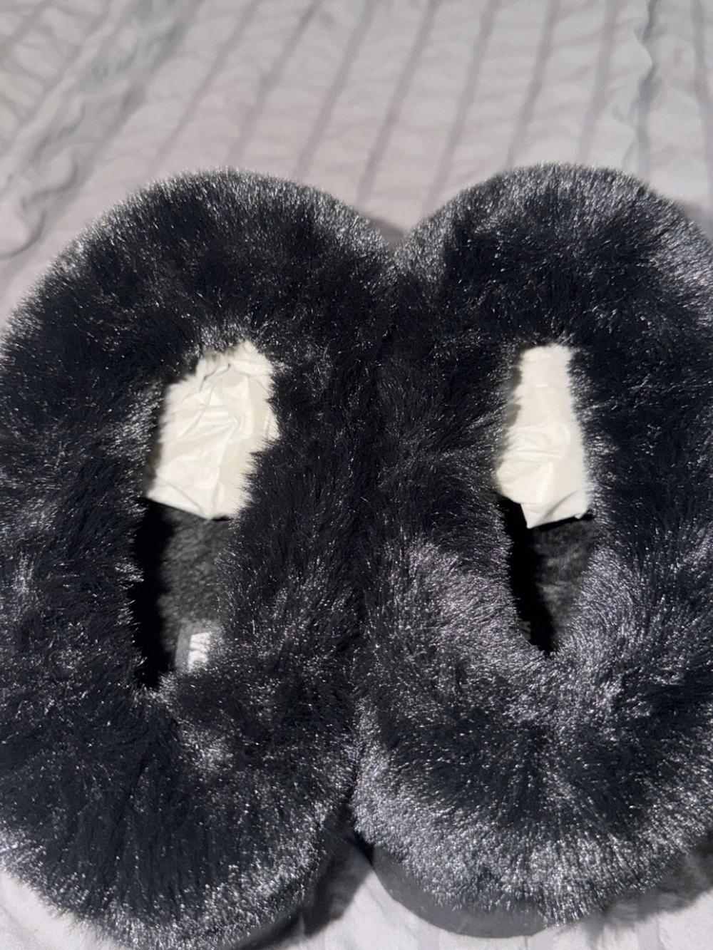 Fashion Nova Women's Faux-Fur Slip-On Slippers - Black